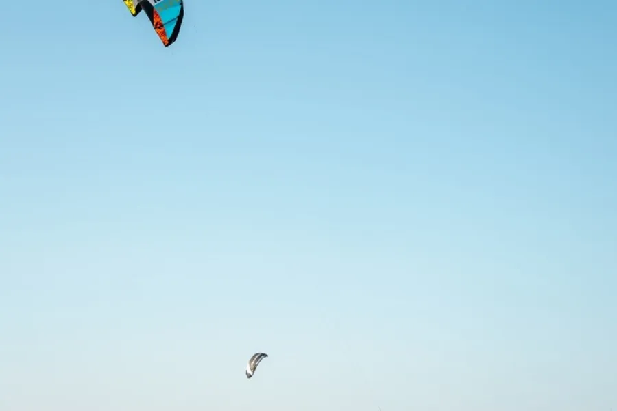 Windsurfen zee Ameland Duinoord